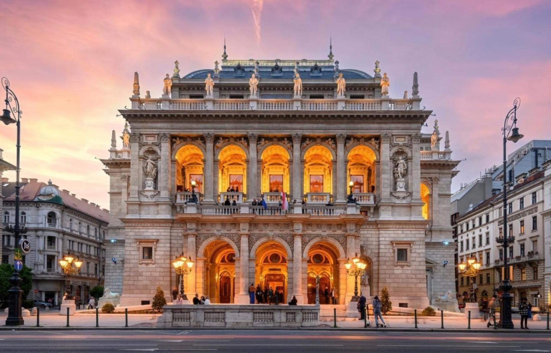 Andrassy Adventures Apartment Budapest Luaran gambar