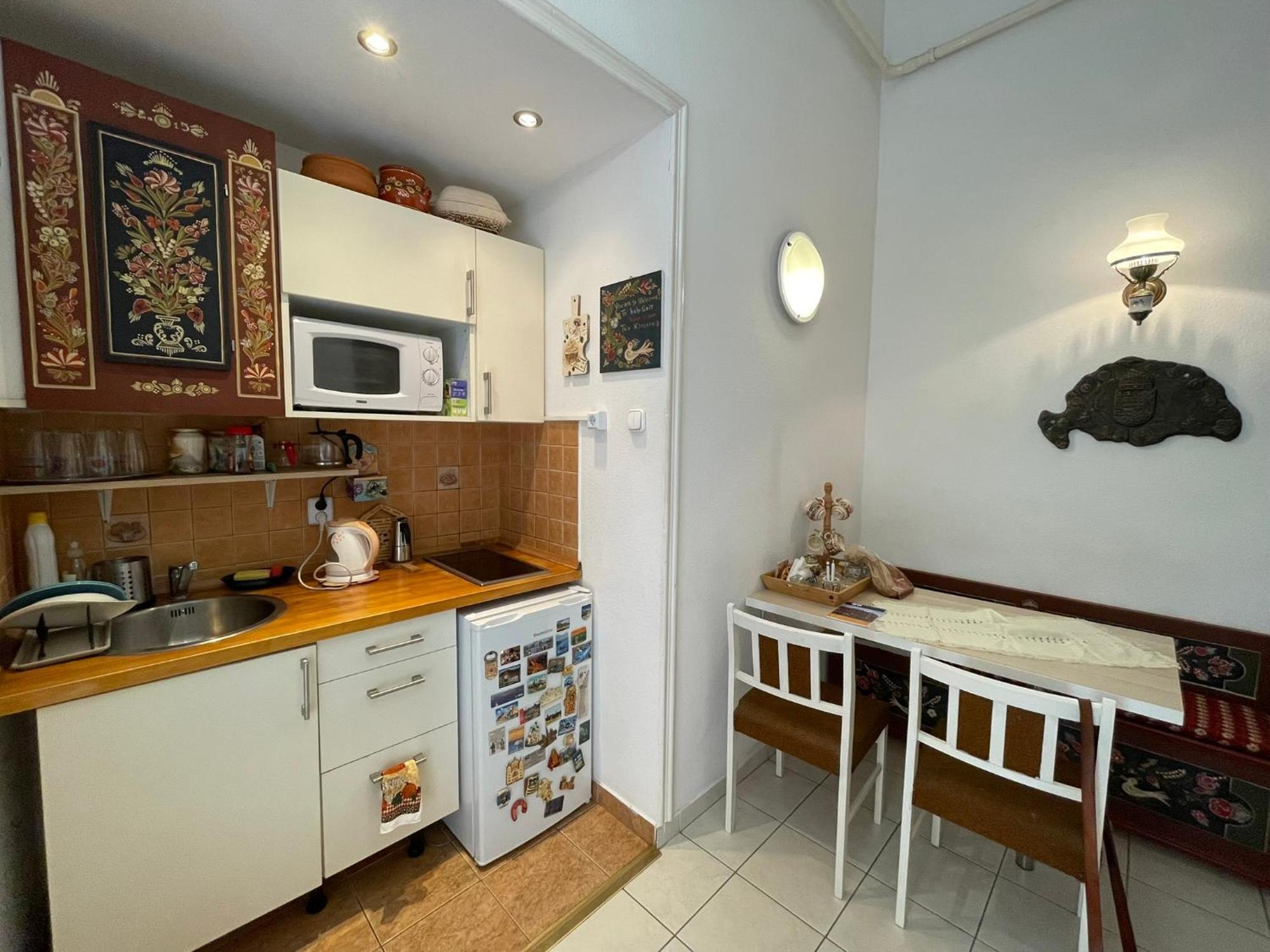 Andrassy Adventures Apartment Budapest Luaran gambar